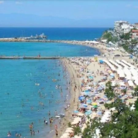 公寓 De Lux N2 30M From Sea