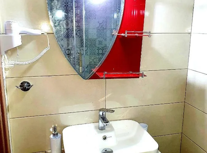 De Lux N2 30M From Sea